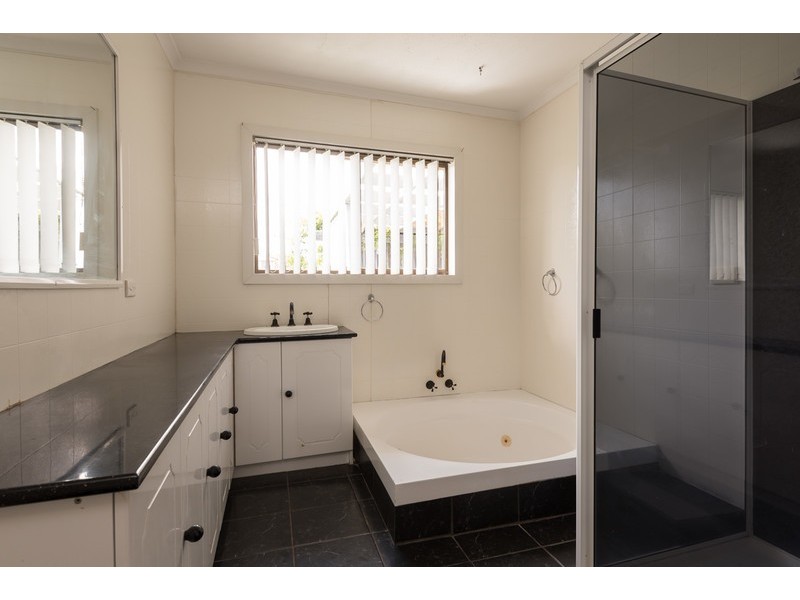 40 South Road, Penguin TAS 7316