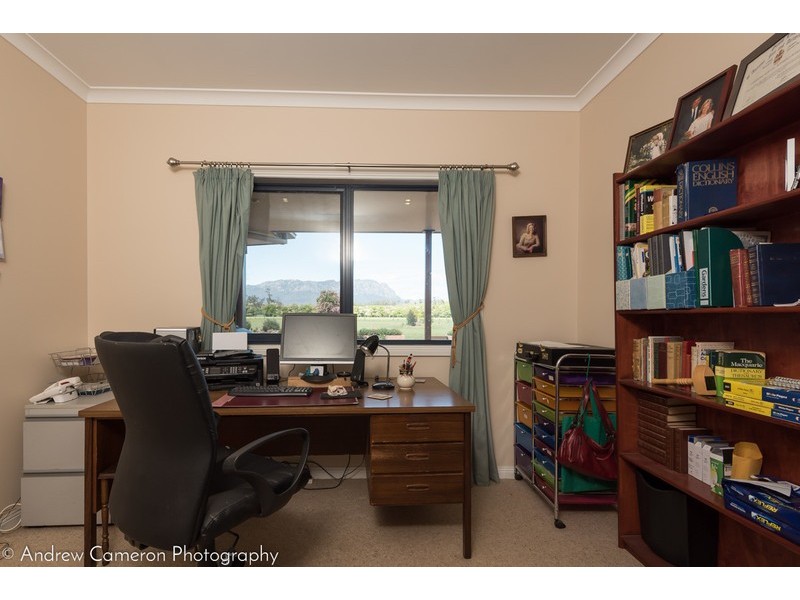 12 Formby Street, Sheffield TAS 7306