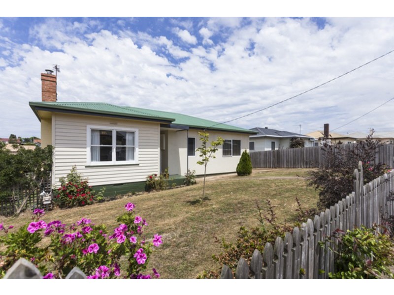 147 Oldaker Street, Devonport TAS 7310