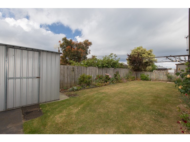 4/8 Arnold Street, Penguin TAS 7316