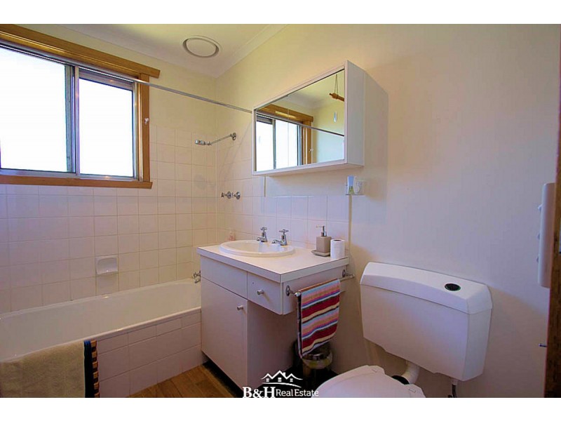 12 Que Street, Waratah TAS 7321