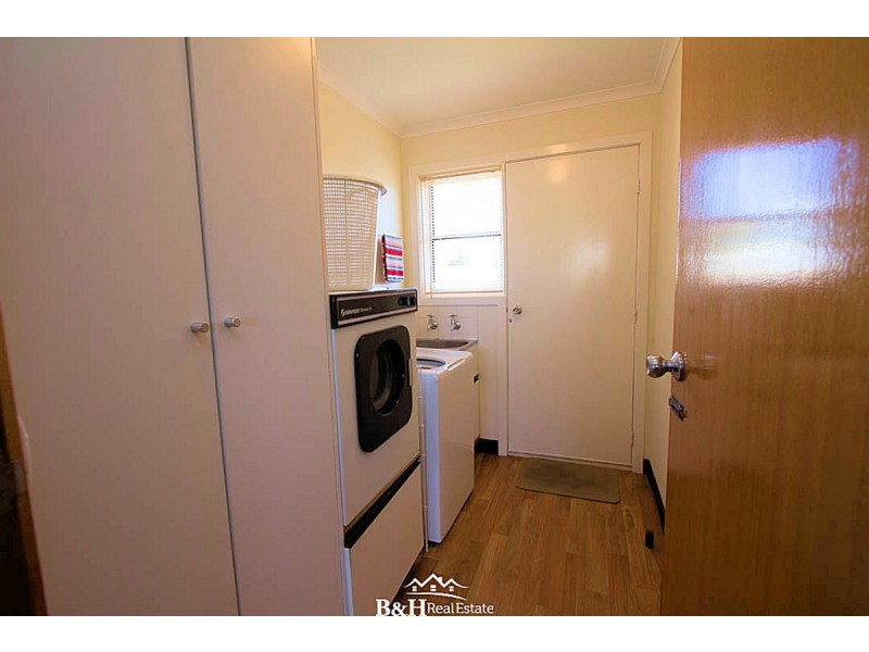 12 Que Street, Waratah TAS 7321