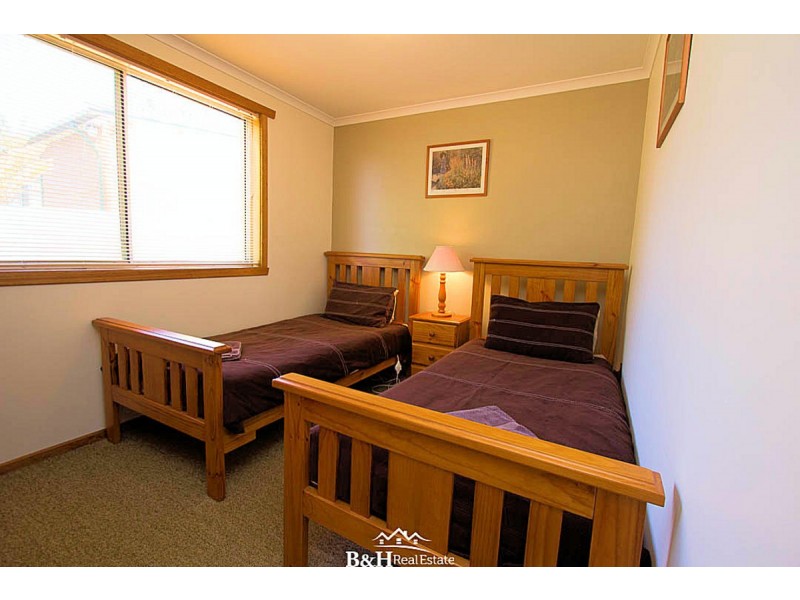12 Que Street, Waratah TAS 7321