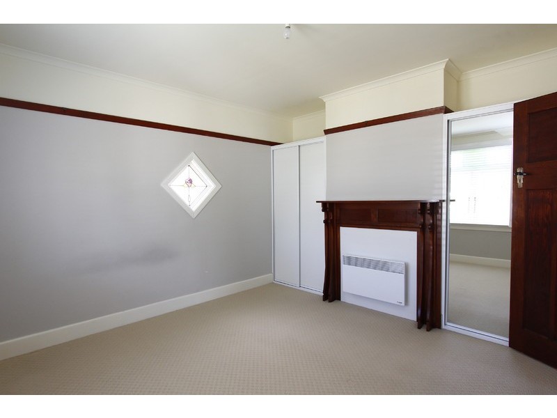 12 Helen Street, West Ulverstone TAS 7315