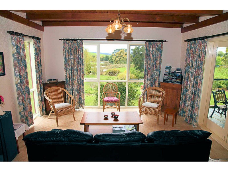 1050 Sheffield Road, Lower Barrington TAS 7306