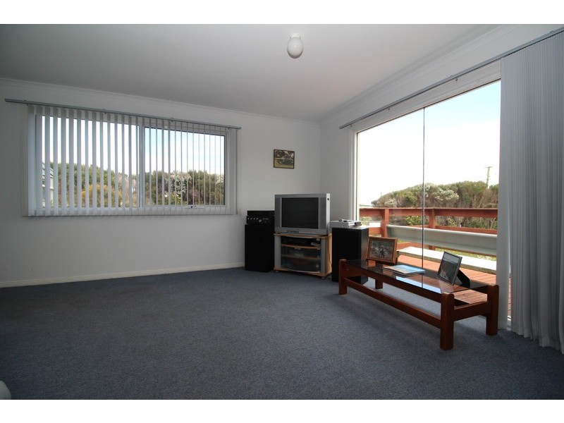 2 Zyrox Street, Granville Harbour TAS 7469