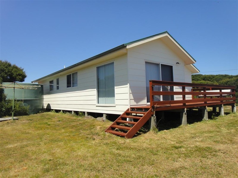 2 Zyrox Street, Granville Harbour TAS 7469