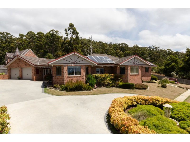 20 Fairway Drive, Penguin TAS 7316
