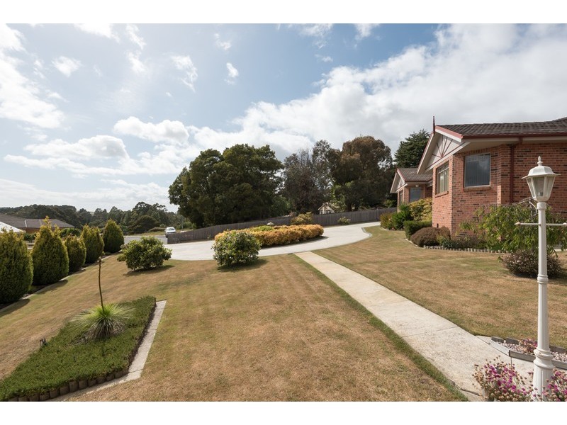 20 Fairway Drive, Penguin TAS 7316