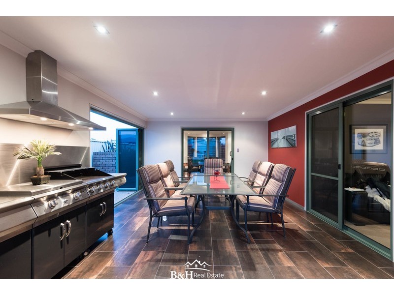 1 Katelyn Drive, Wynyard TAS 7325