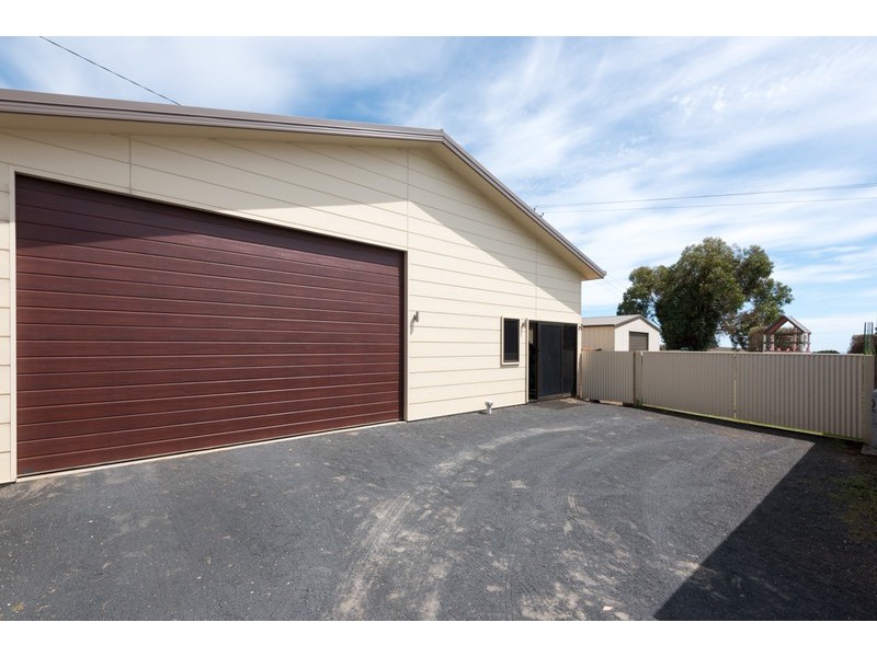 32 West Pine Road, Penguin TAS 7316