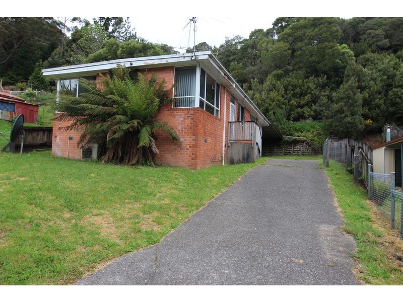 14 Latham Street, Queenstown TAS 7467