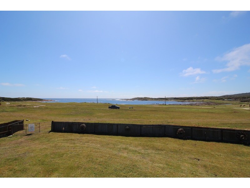 9 Zyrox Street, Granville Harbour TAS 7469