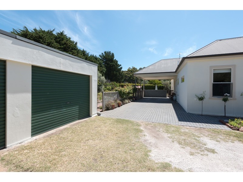 145 Penguin Road, West Ulverstone TAS 7315