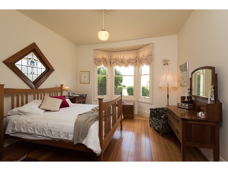145 Penguin Road, West Ulverstone TAS 7315