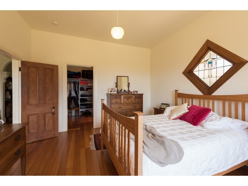 145 Penguin Road, West Ulverstone TAS 7315