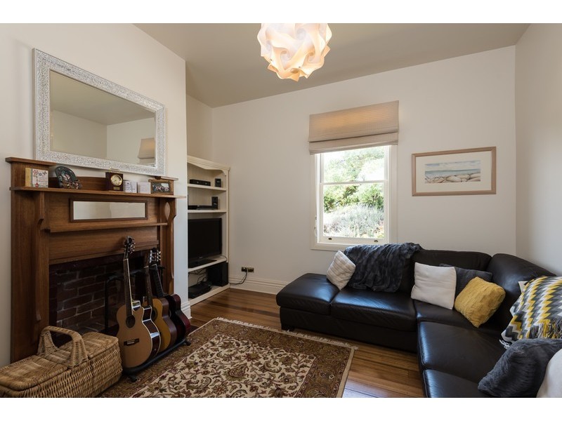 145 Penguin Road, West Ulverstone TAS 7315