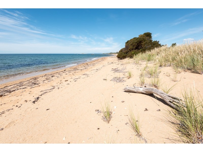 145 Penguin Road, West Ulverstone TAS 7315