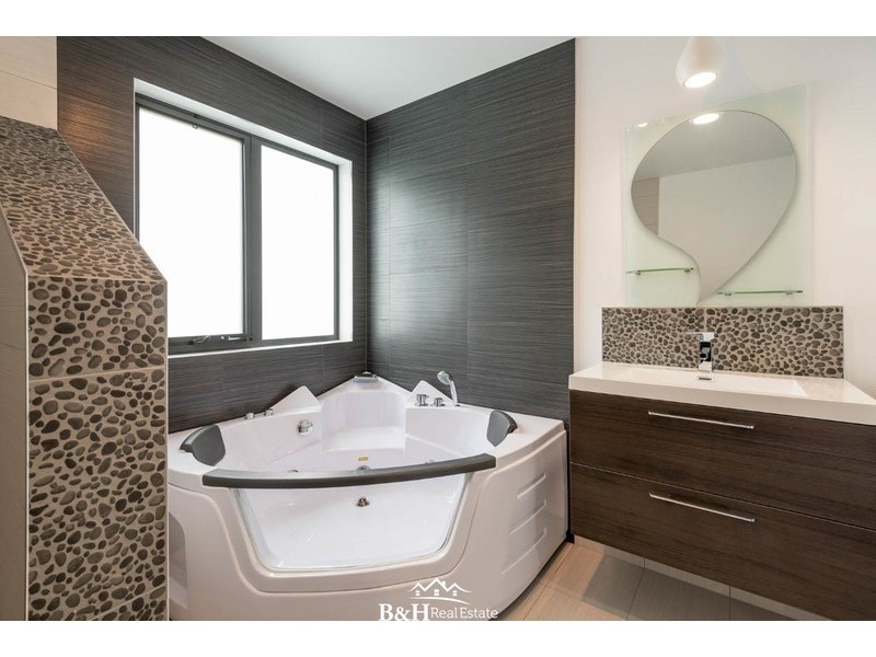 26 Platinum Drive, Park Grove TAS 7320