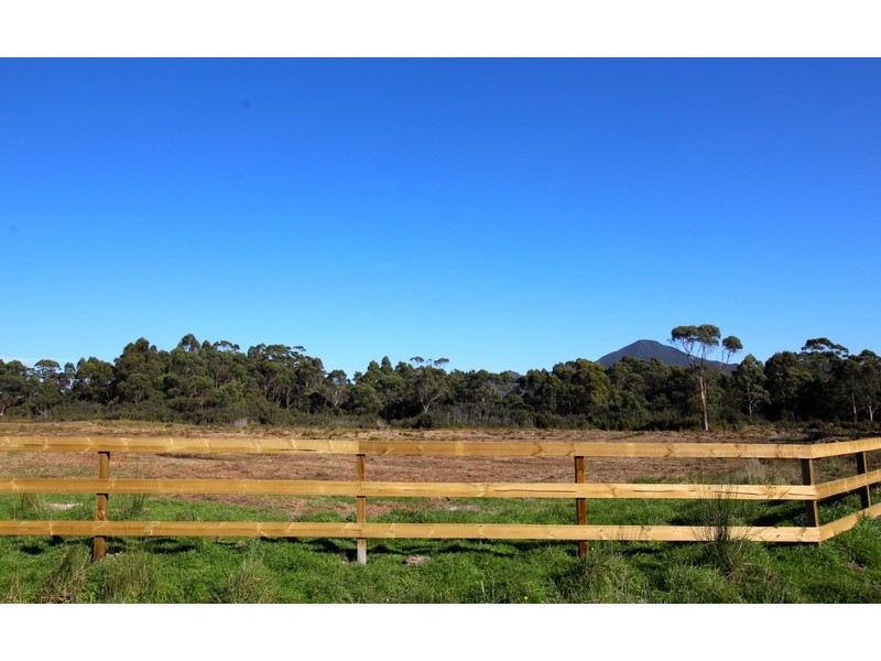 Lot 2,  Zeehan Highway, Zeehan TAS 7469