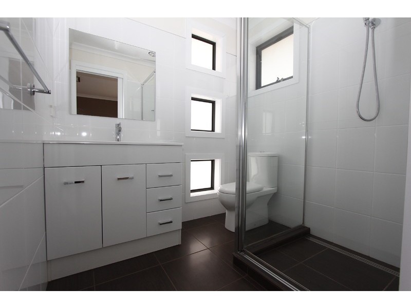 1/9 Platinum Drive, Park Grove TAS 7320