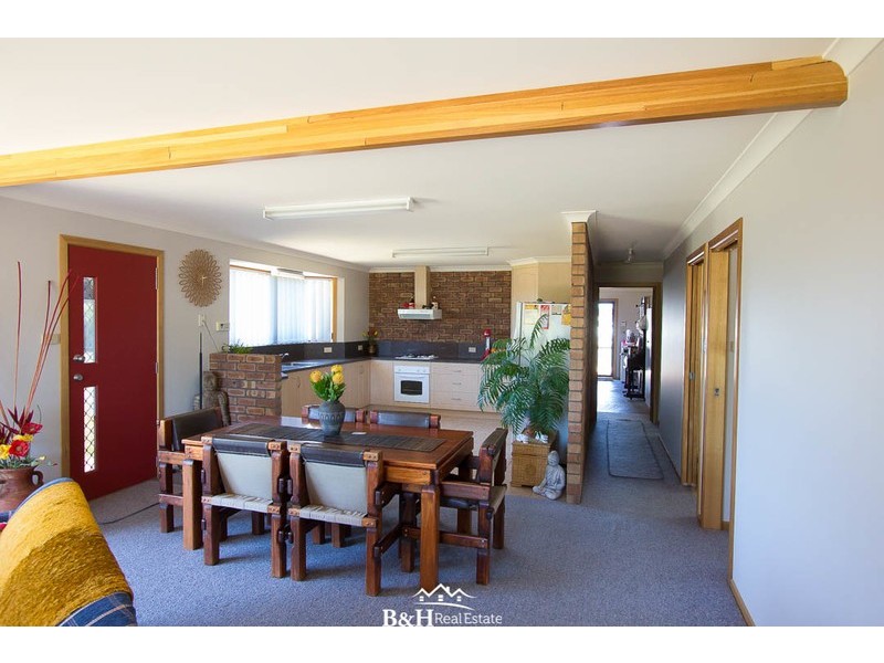 97-99 Bass Highway, Somerset TAS 7322