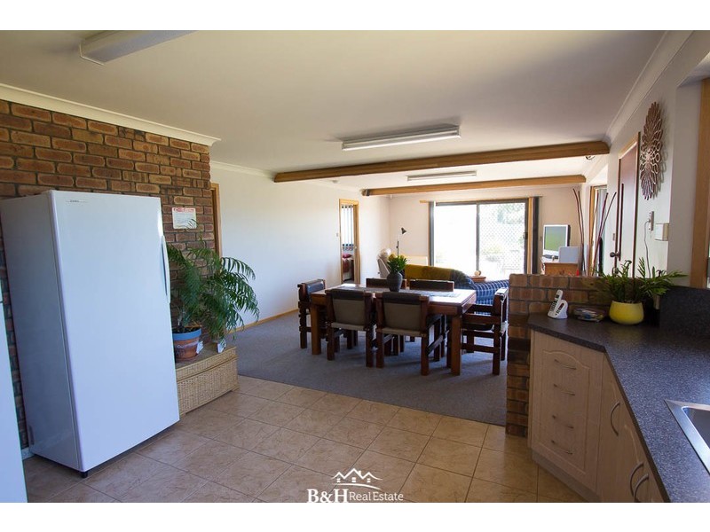97-99 Bass Highway, Somerset TAS 7322