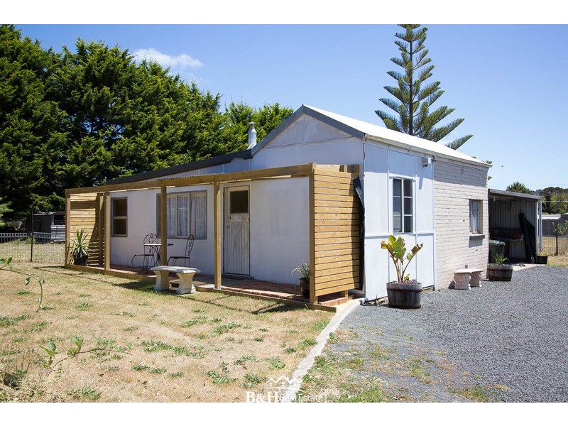 97-99 Bass Highway, Somerset TAS 7322