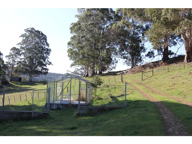80 Central Castra Road, Castra TAS 7315