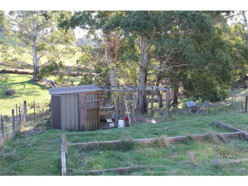 80 Central Castra Road, Castra TAS 7315
