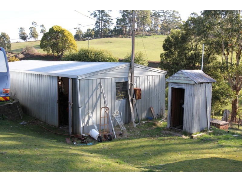 80 Central Castra Road, Castra TAS 7315