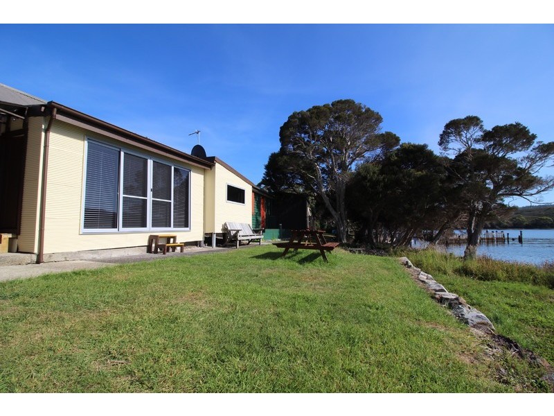 93 Lettes Bay Road, Strahan TAS 7468