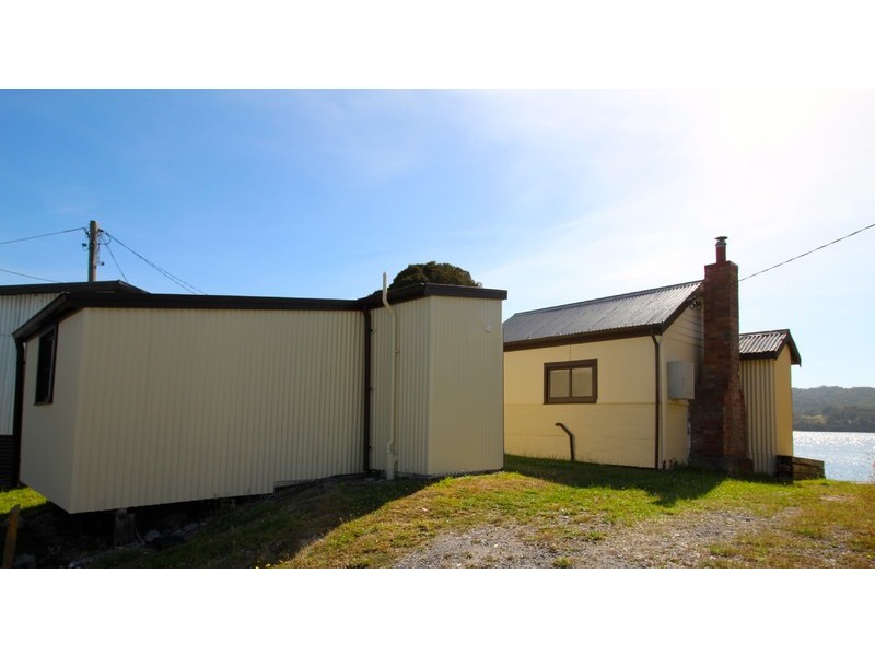 93 Lettes Bay Road, Strahan TAS 7468