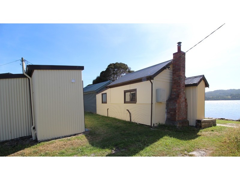 93 Lettes Bay Road, Strahan TAS 7468