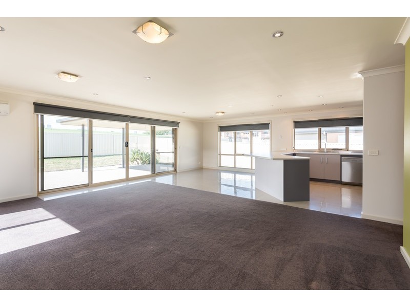 15 Hales Street, Penguin TAS 7316