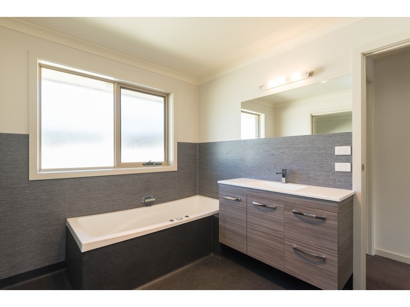 15 Hales Street, Penguin TAS 7316