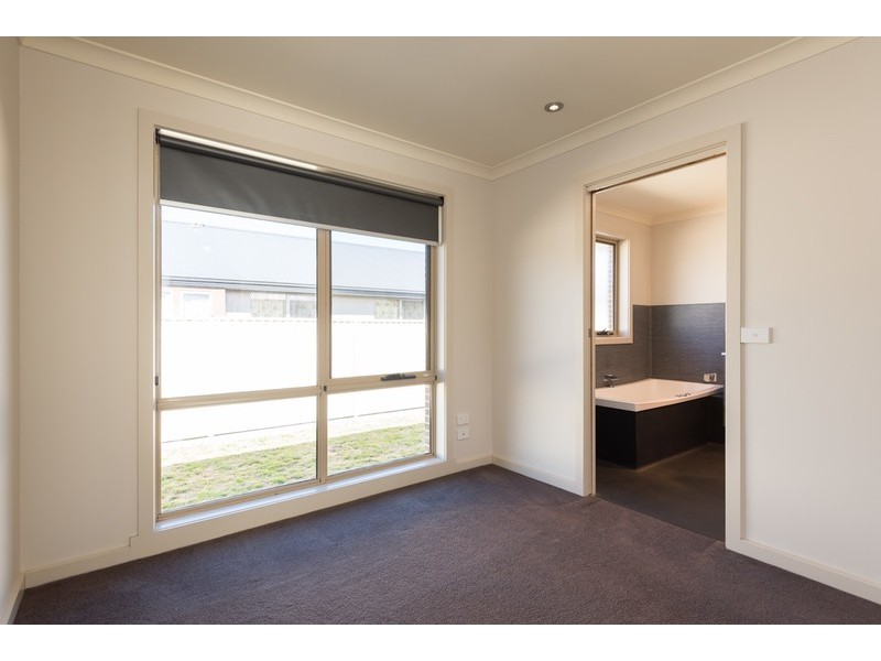 15 Hales Street, Penguin TAS 7316