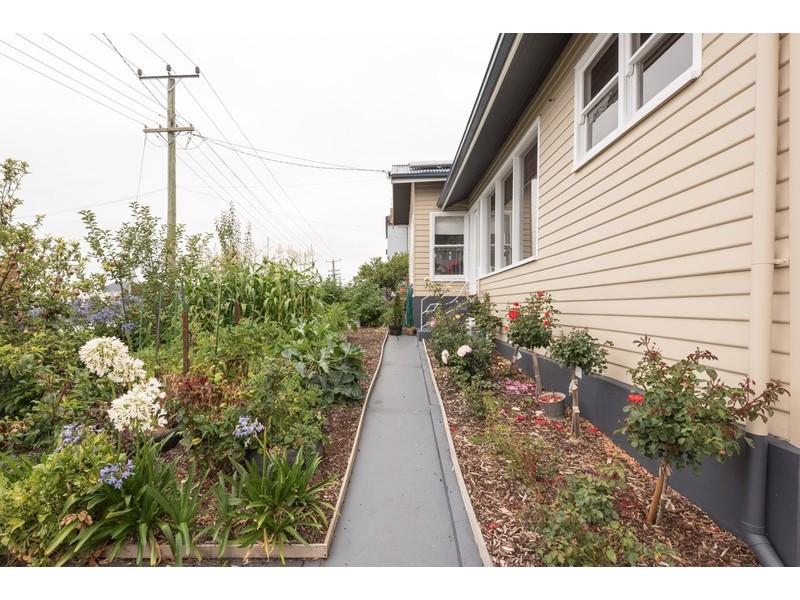 6 Menai Street, South Burnie TAS 7320
