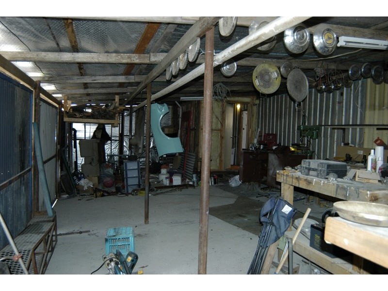 8 Main Street, Cethana TAS 7306