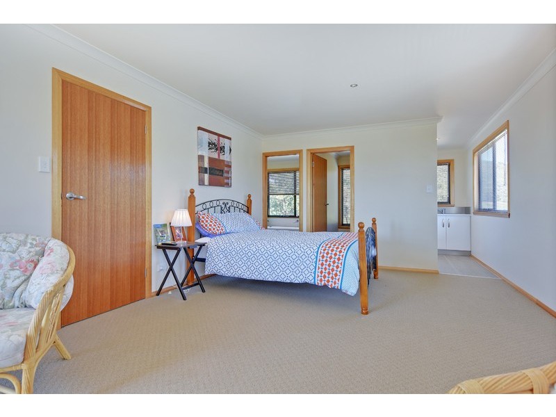 80 Irby Boulevard, Sisters Beach TAS 7321