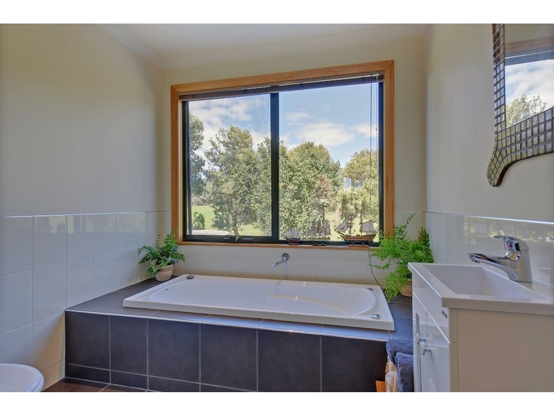 80 Irby Boulevard, Sisters Beach TAS 7321