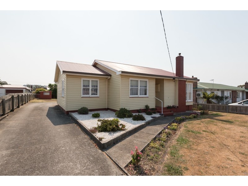 7 Lewis Street, Somerset TAS 7322