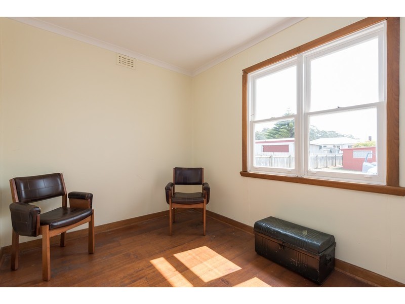 7 Lewis Street, Somerset TAS 7322
