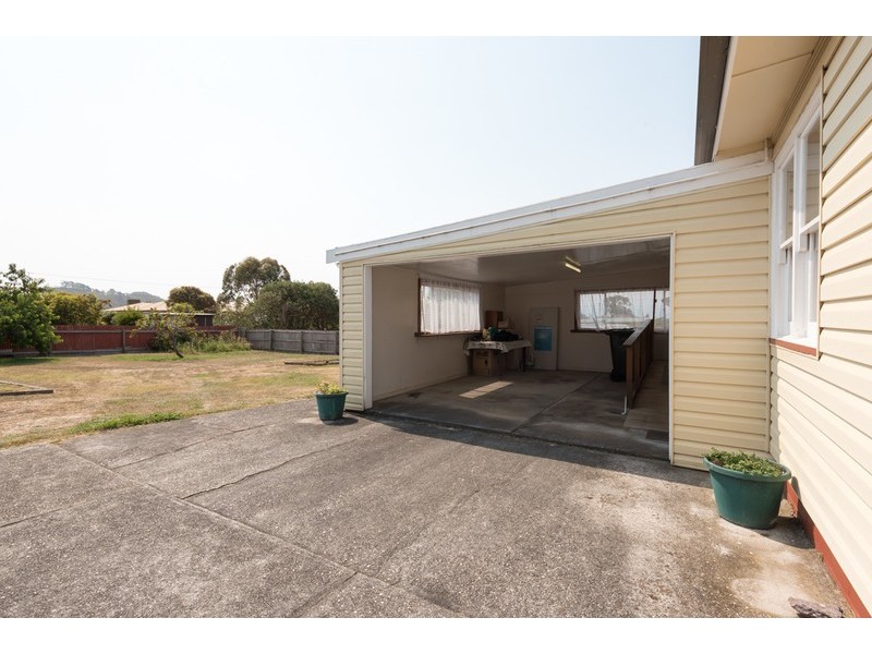 7 Lewis Street, Somerset TAS 7322