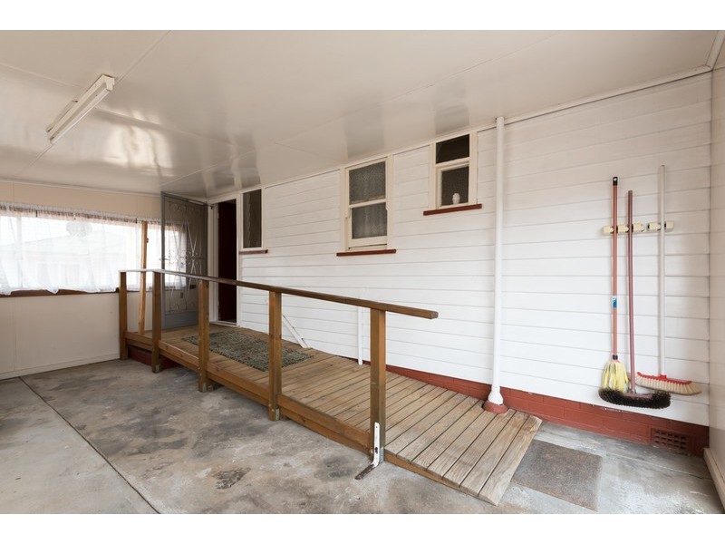 7 Lewis Street, Somerset TAS 7322
