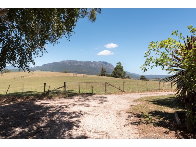 111 Brays Road, Sheffield TAS 7306