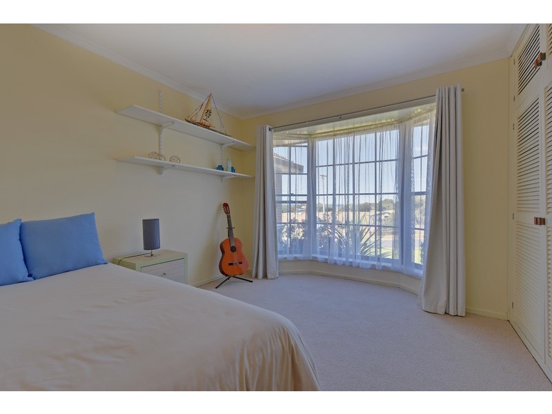 1A Bells Parade, Somerset TAS 7322