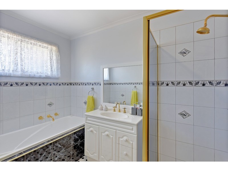 1A Bells Parade, Somerset TAS 7322