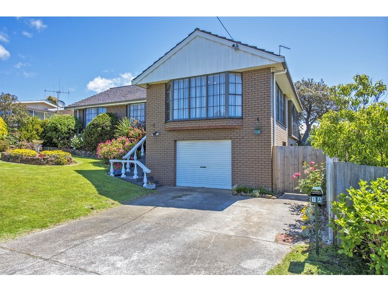 1A Bells Parade, Somerset TAS 7322