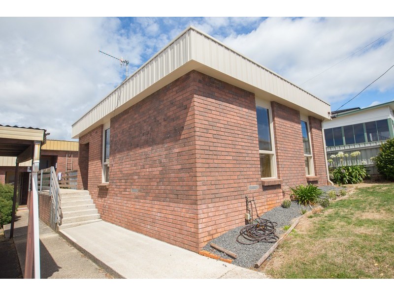 1/17a Sutton Street, Hillcrest TAS 7320